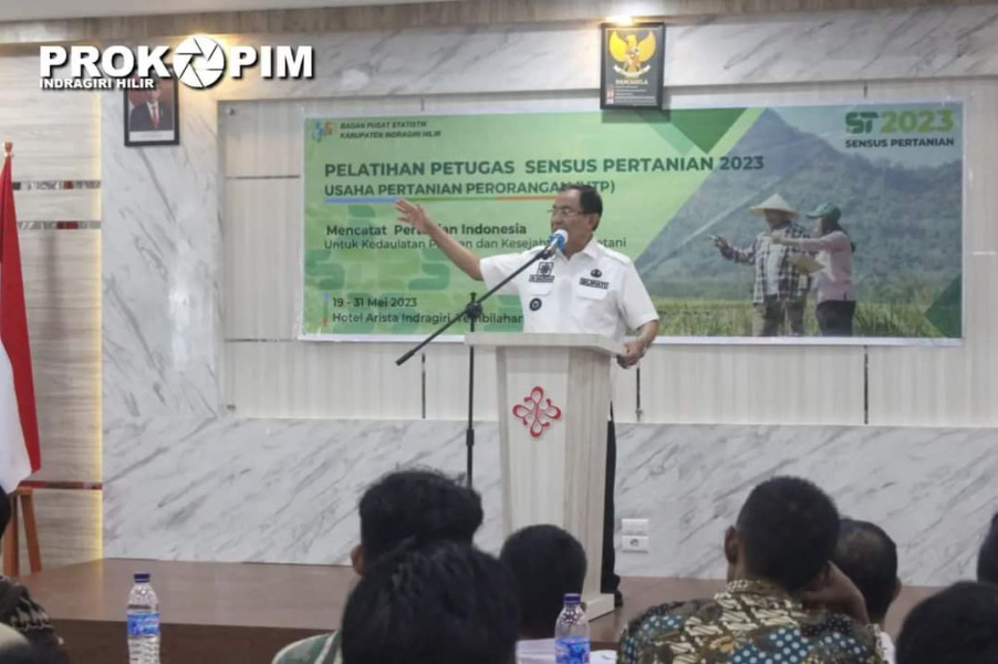 Bupati H. Muhammad Wardan membuka pelatihan petugas sensus pertanian tahun 2023 yang digelar Badan Pusat Statistik (BPS)