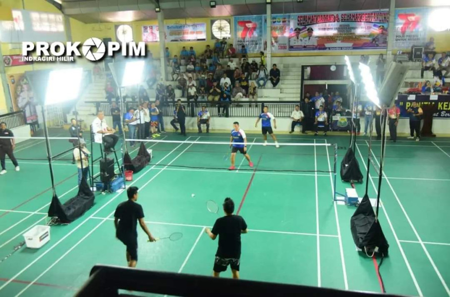 Dihadiri Peraih  Medali Emas Olimpiade Rio 2016, Turnament Badminton Kapolres Inhil CUP 2023 Resmi dibuka Wabup Inhil H.Syamsuddin Uti.